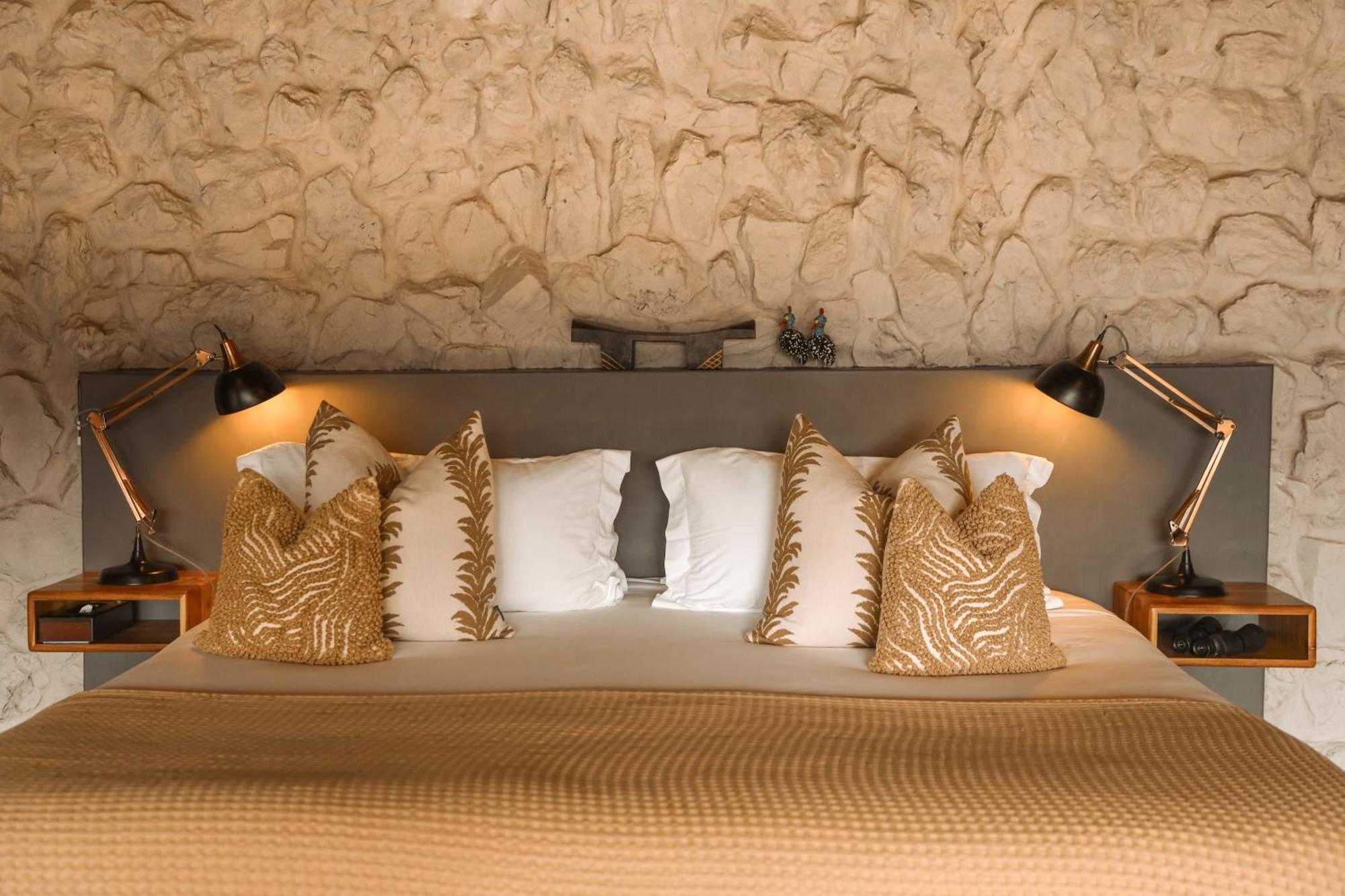 Leopard Mountain Safari Lodge Manyoni Private Game Reserve Exterior foto